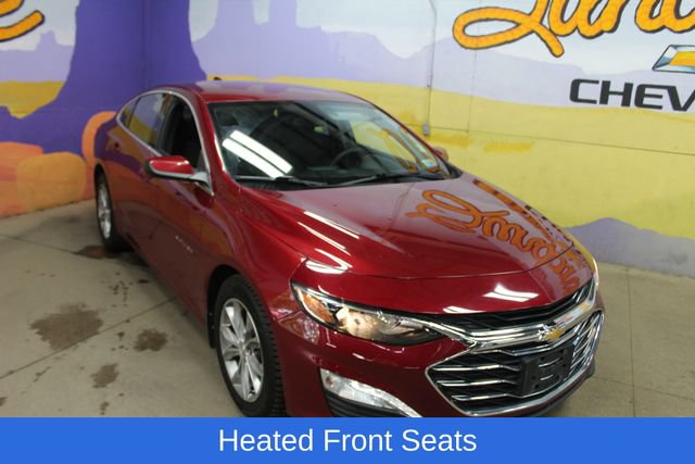 Used 2019 Chevrolet Malibu LT FWD image 2