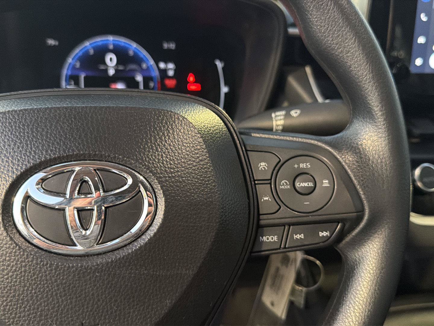 Certified 2026 Toyota Corolla LE FWD image 21