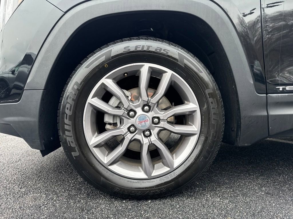 Used 2024 GMC Terrain SLT image 29