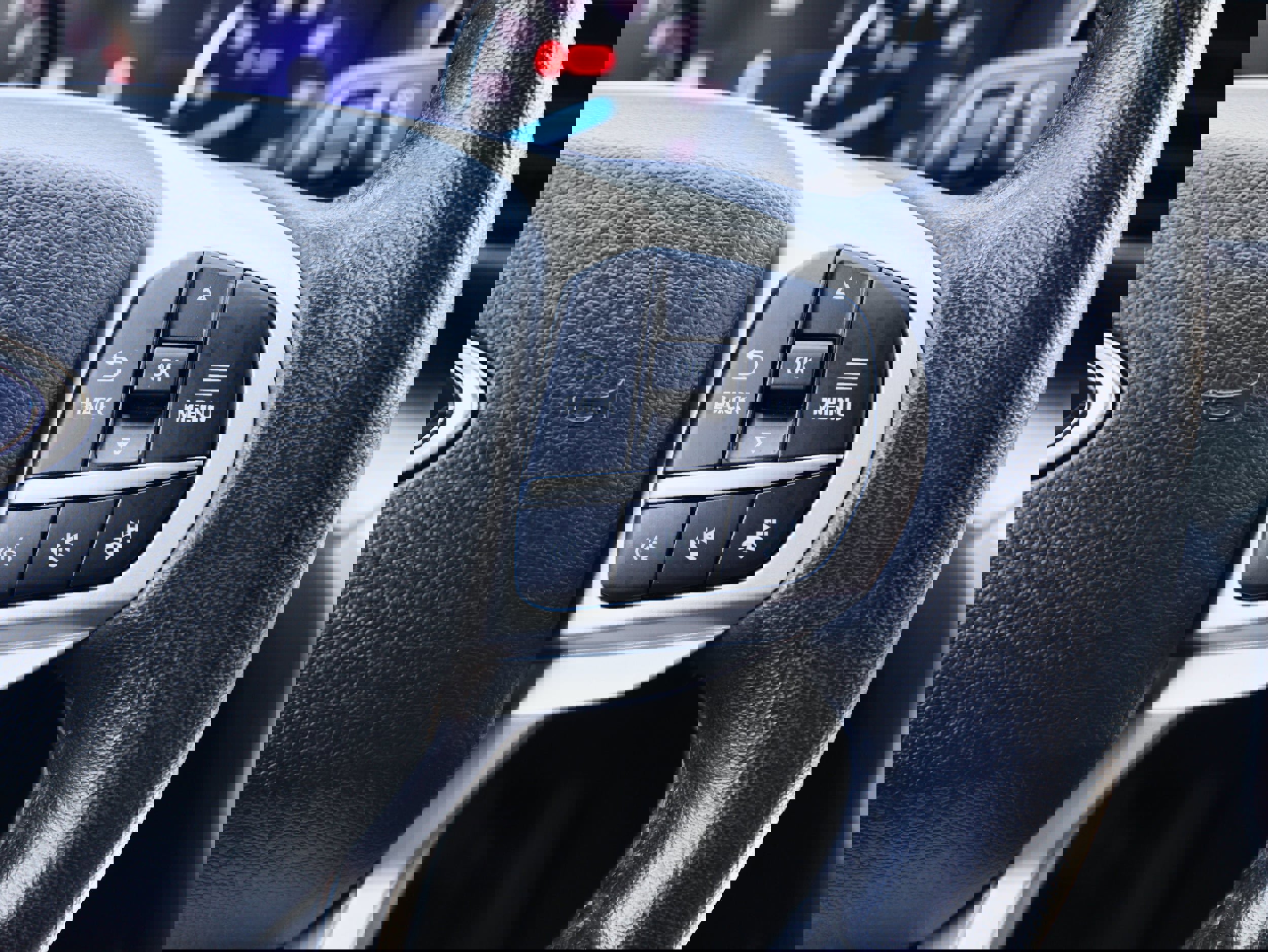 Used 2023 Ford Explorer XLT w/ Equipment Group 202A image 24