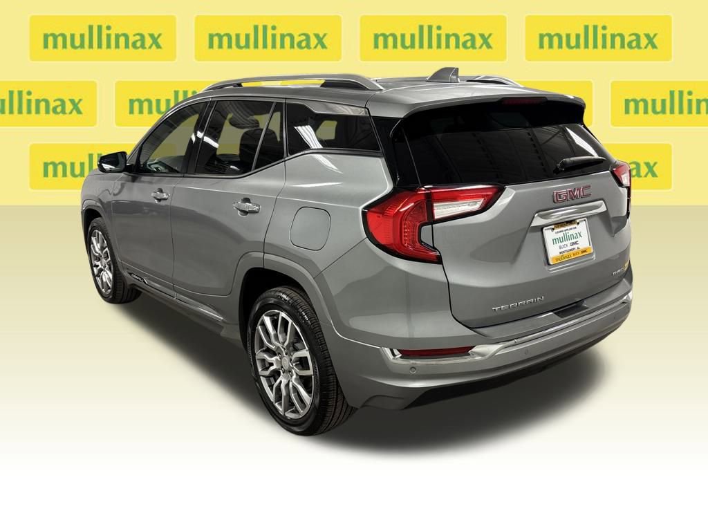 Used 2023 GMC Terrain Denali image 15