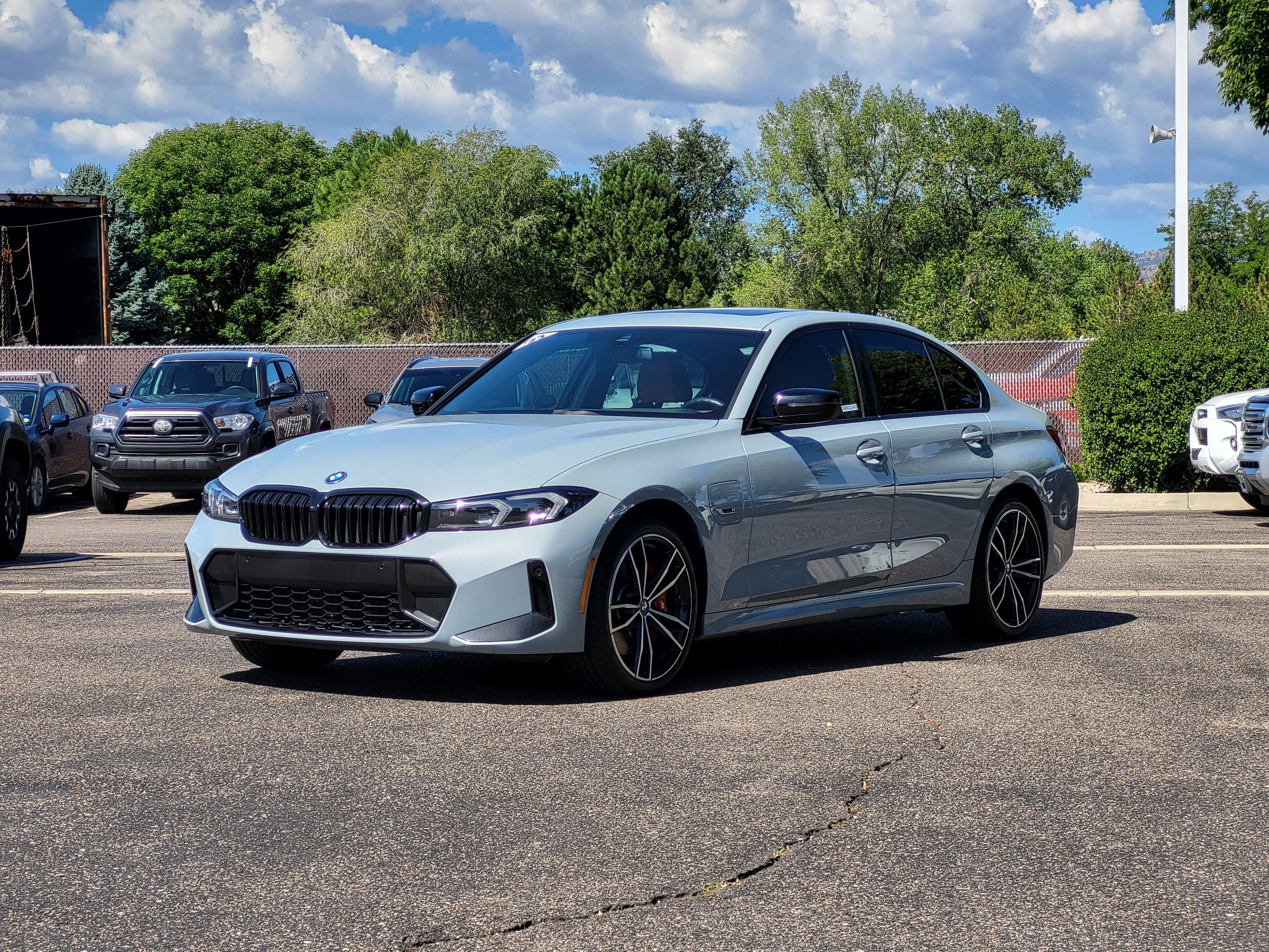 Used 2023 BMW 330e xDrive w/ M Sport Package AWD/4WD image 2