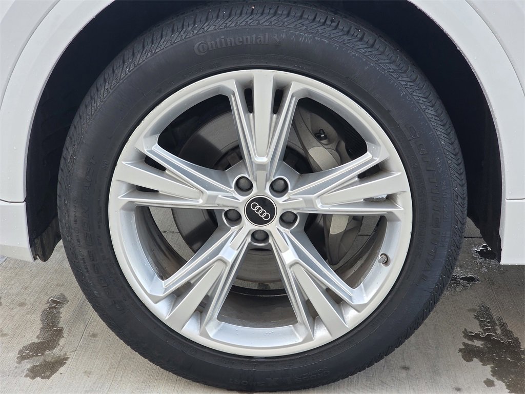 Used 2023 Audi Q8 Premium Plus image 9