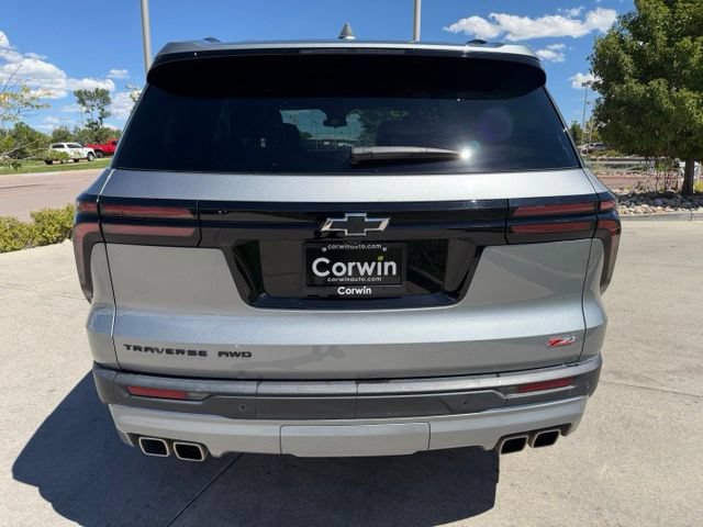 Used 2025 Chevrolet Traverse Z71 w/ Driver Confidence Package AWD/4WD image 8