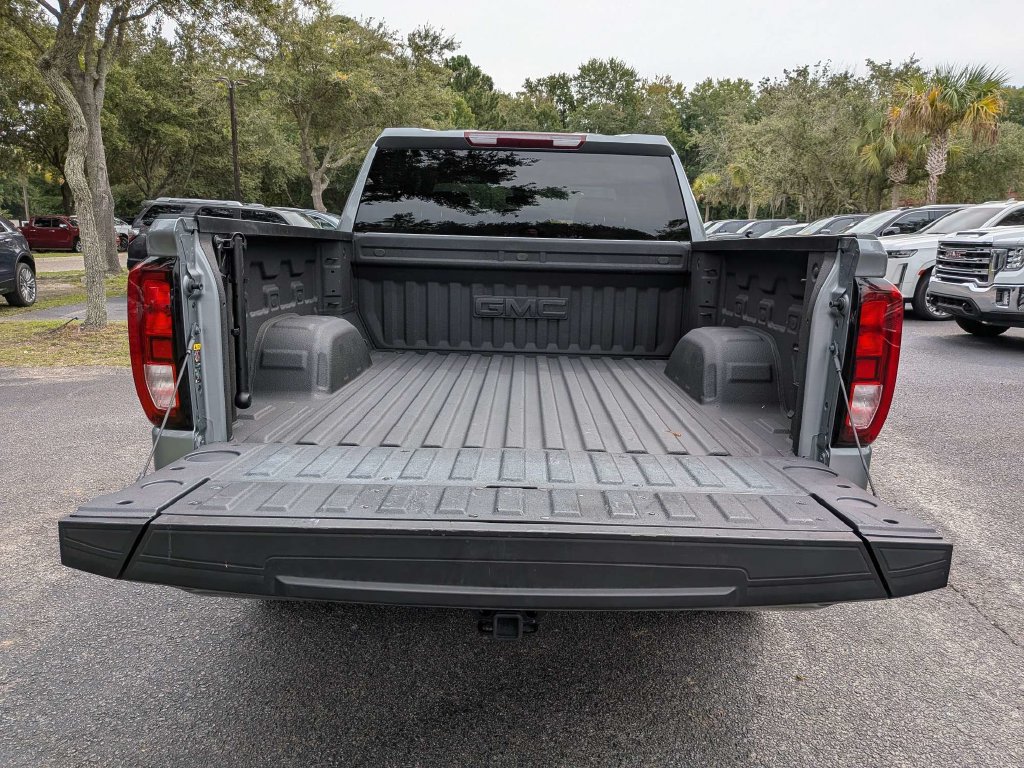 Used 2025 GMC Sierra 1500 Elevation w/ LPO, Elevation Black Package AWD/4WD image 12