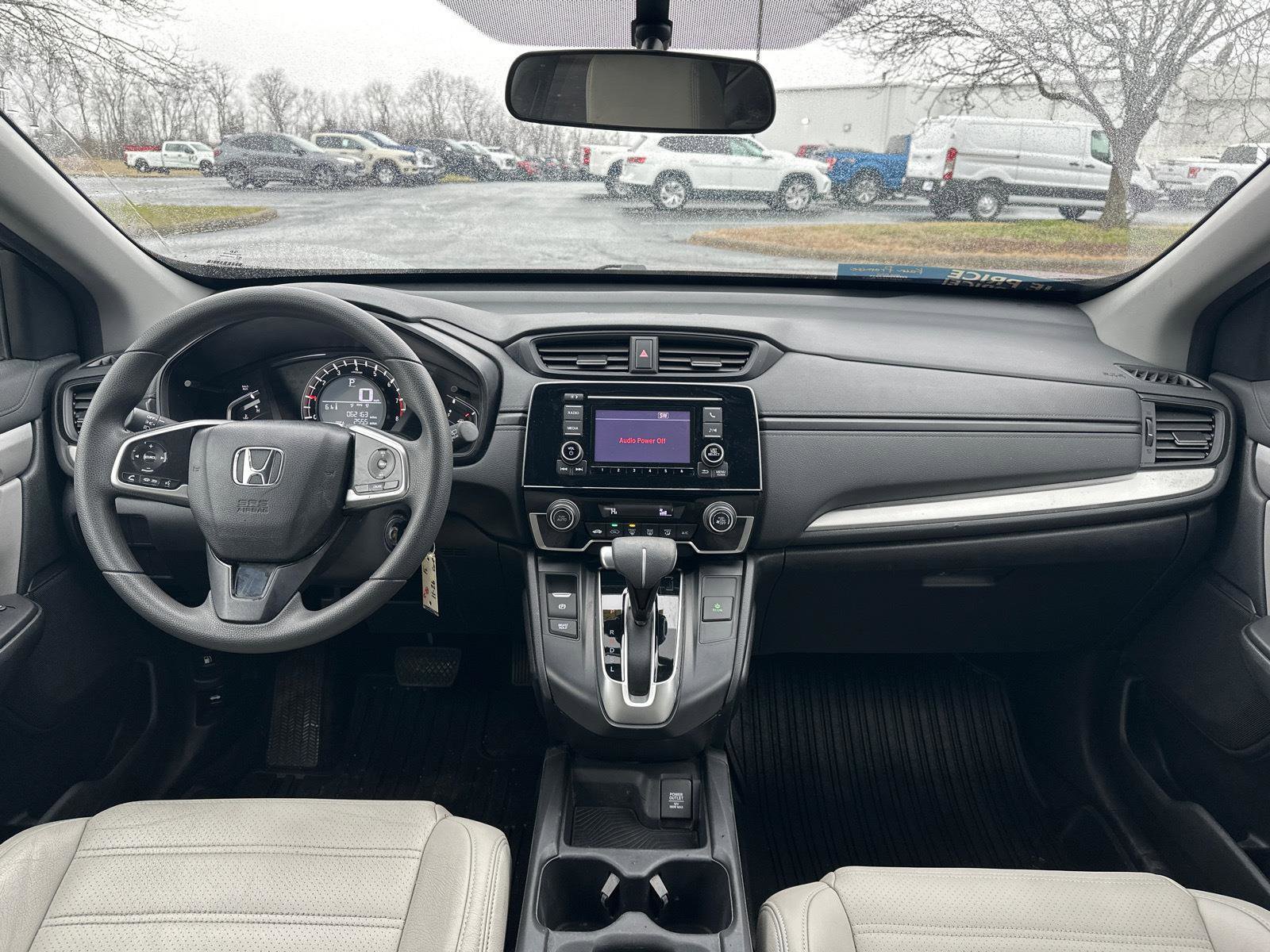 Used 2018 Honda CR-V LX image 2