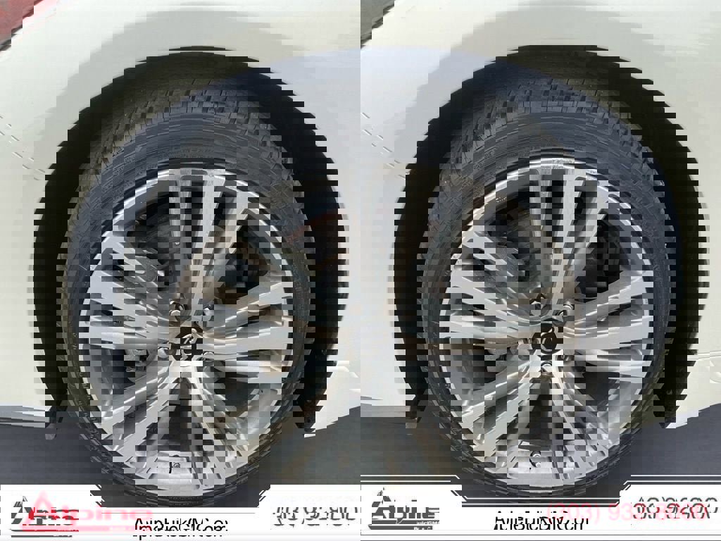 Used 2023 INFINITI Q50 Sensory image 14