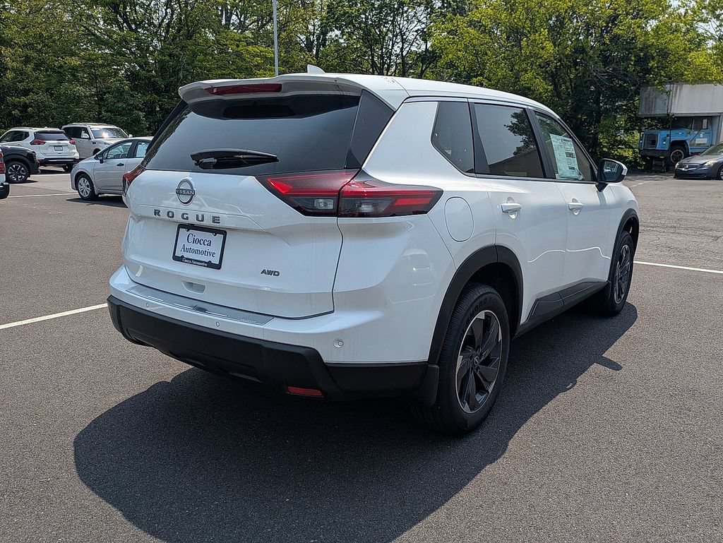New 2025 Nissan Rogue SV AWD/4WD image 6