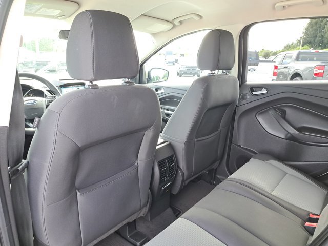 Certified 2017 Ford Escape SE w/ Equipment Group 201A image 10