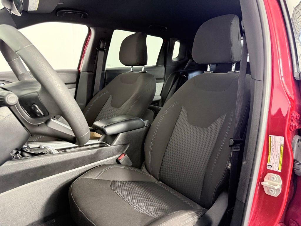 Used 2023 Jeep Compass Sport image 11