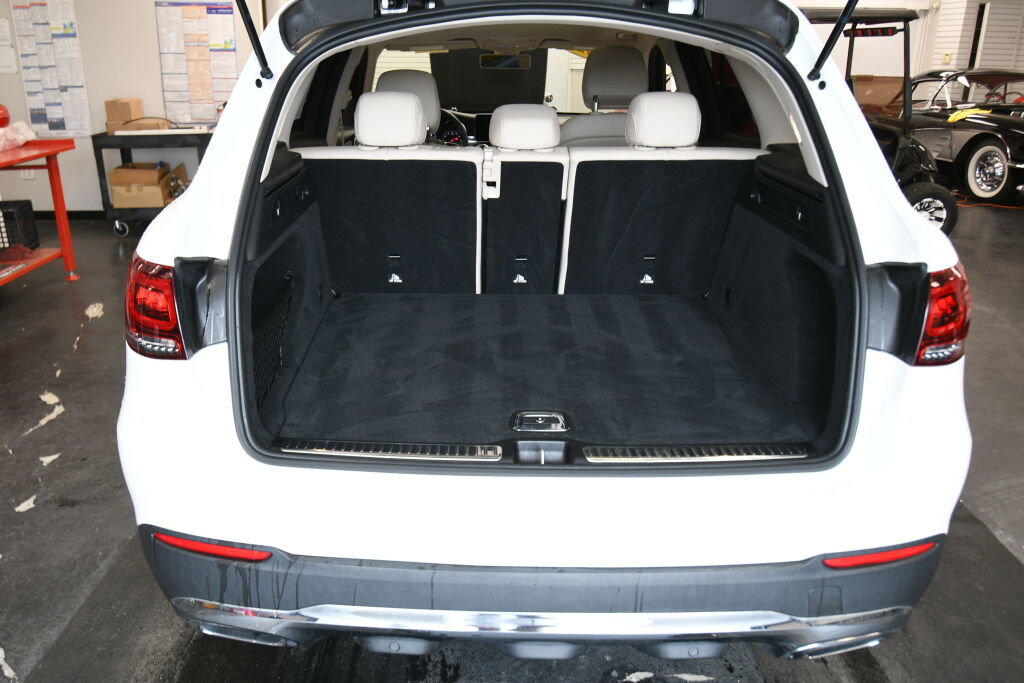 Used 2020 Mercedes-Benz GLC 300 4MATIC image 25