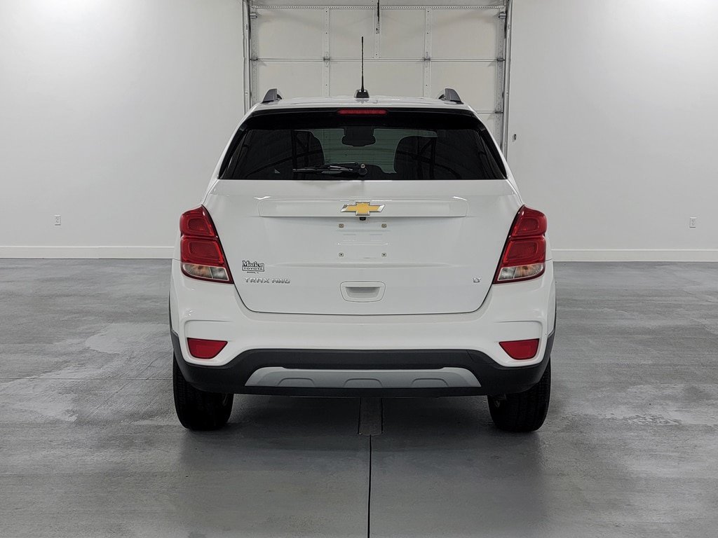 Used 2018 Chevrolet Trax LT w/ LT Convenience Package AWD/4WD image 8