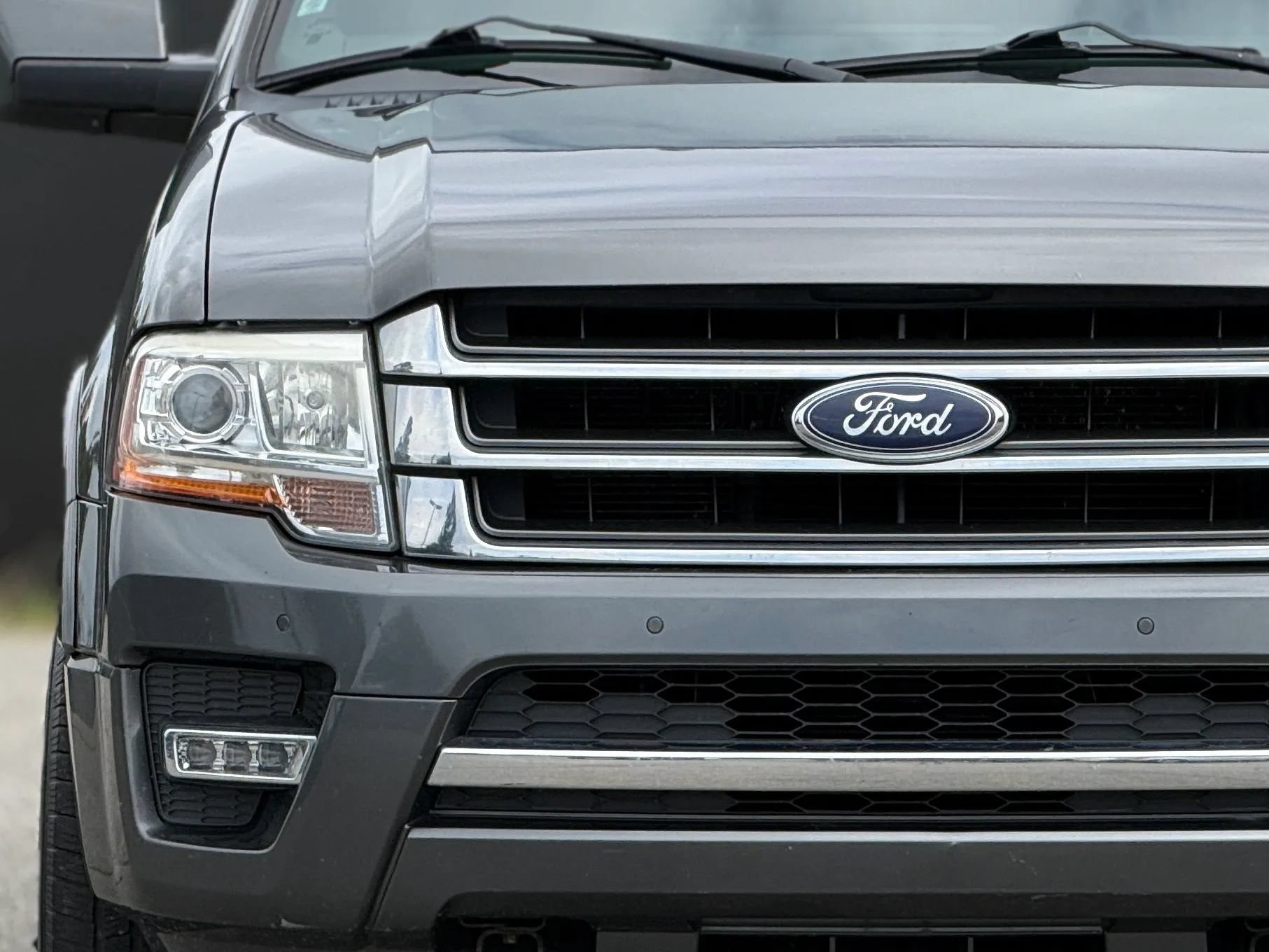 Used 2015 Ford Expedition EL Limited w/ Equipment Group 301A AWD/4WD image 11