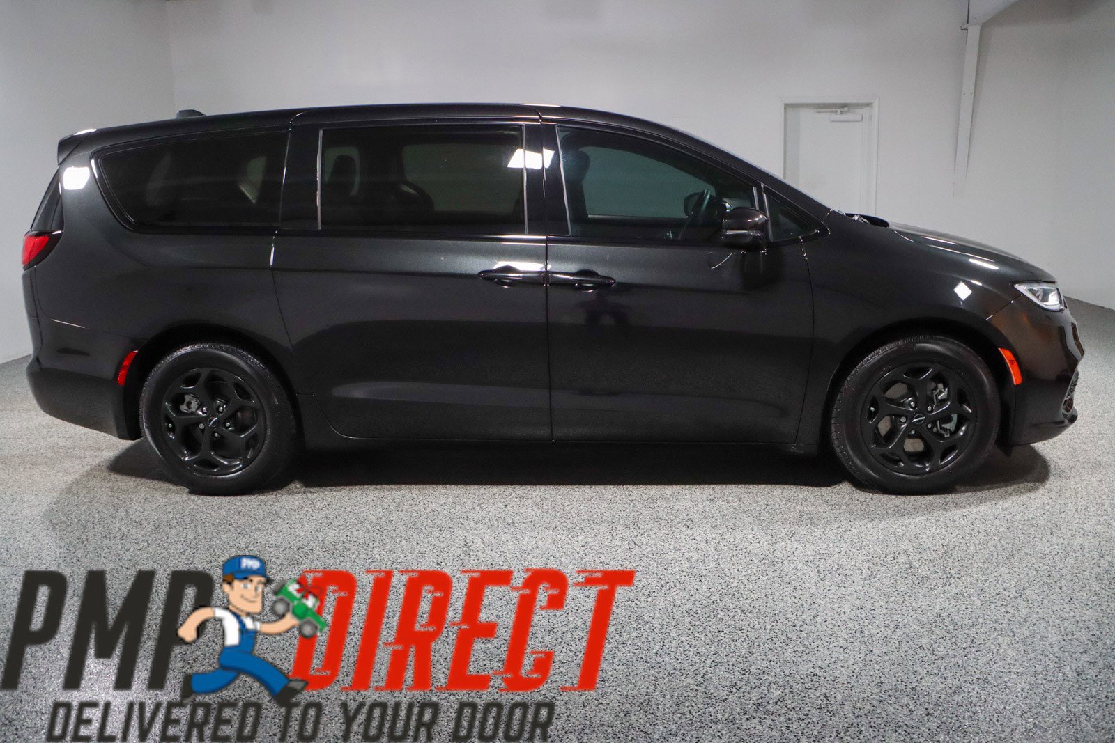 Used 2022 Chrysler Pacifica Touring-L w/ S Appearance Package image 6