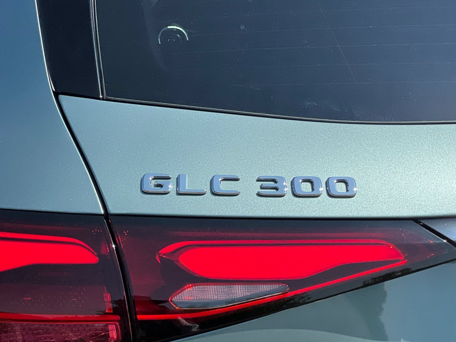 New 2026 Mercedes-Benz GLC 300 4MATIC image 26