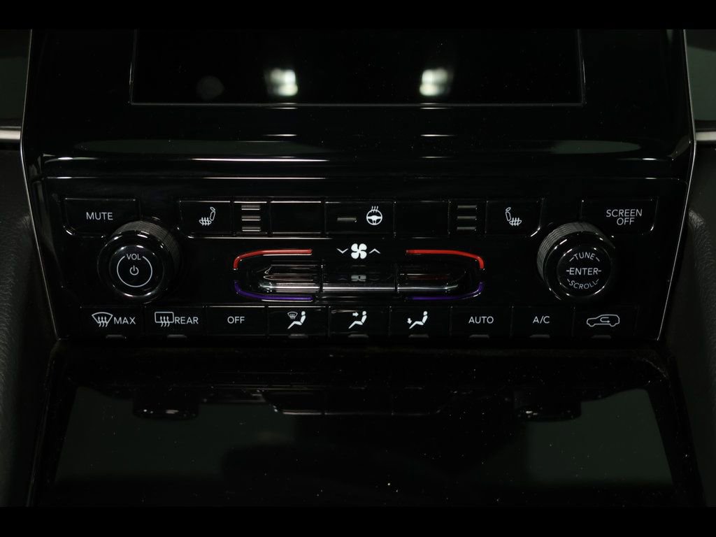 Used 2023 Jeep Grand Cherokee Altitude image 27