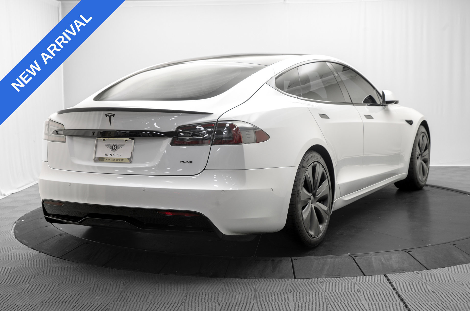 Used 2021 Tesla Model S Plaid AWD/4WD image 7