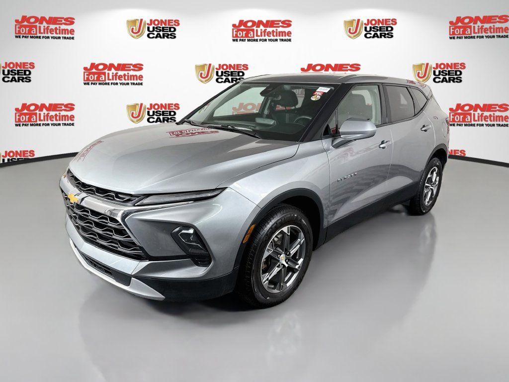 Used 2023 Chevrolet Blazer LT AWD/4WD image 12
