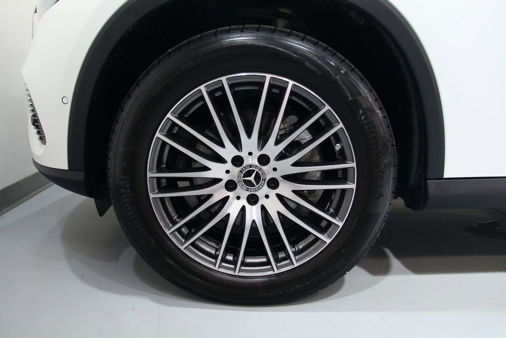 Certified 2026 Mercedes-Benz GLC 300 4MATIC image 17