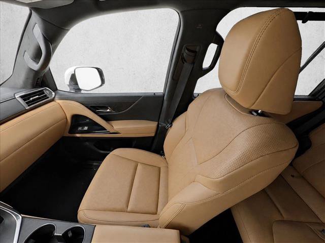 Used 2025 Lexus LX 700h Luxury AWD/4WD image 20