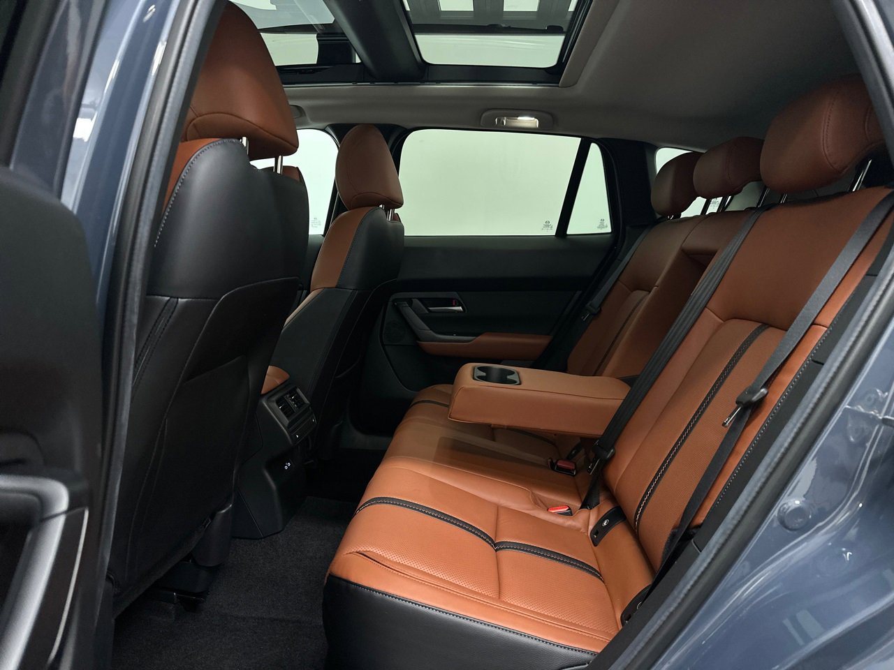 Certified 2025 MAZDA CX-50 Meridian Edition w/ Apex Package image 17