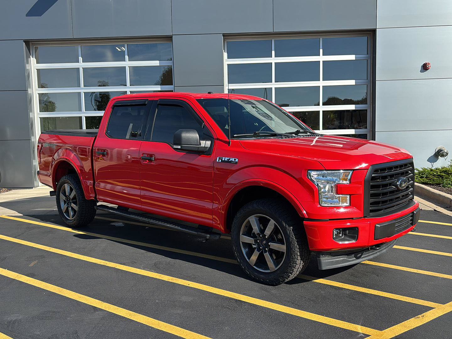 Used 2017 Ford F150 XLT w/ Equipment Group 302A Luxury AWD/4WD image 2
