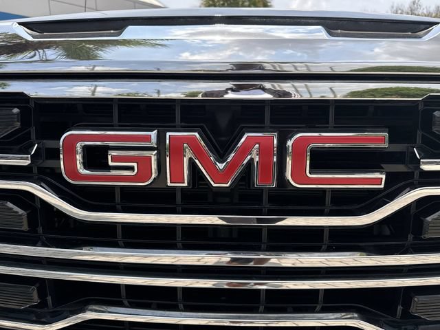 Used 2026 GMC Sierra 1500 SLT RWD image 10
