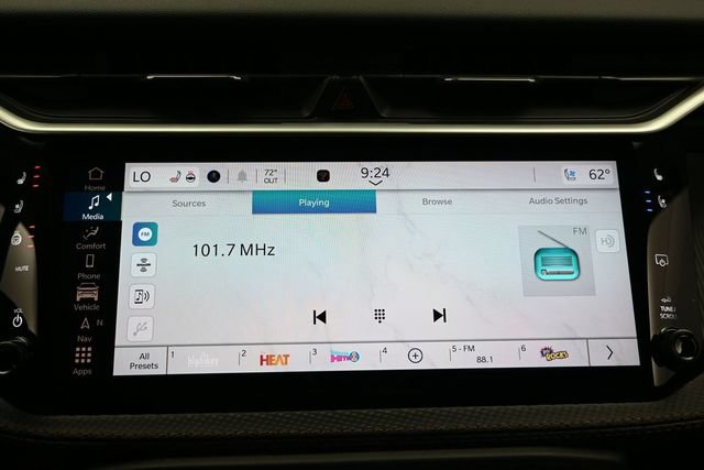 New 2026 Jeep Cherokee Overland w/ Advanced Pro Tech Group AWD/4WD image 33