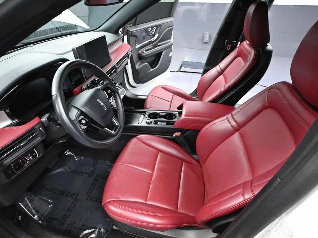 Used 2023 Lincoln Corsair Reserve w/ Jet Appearance Package AWD/4WD image 21