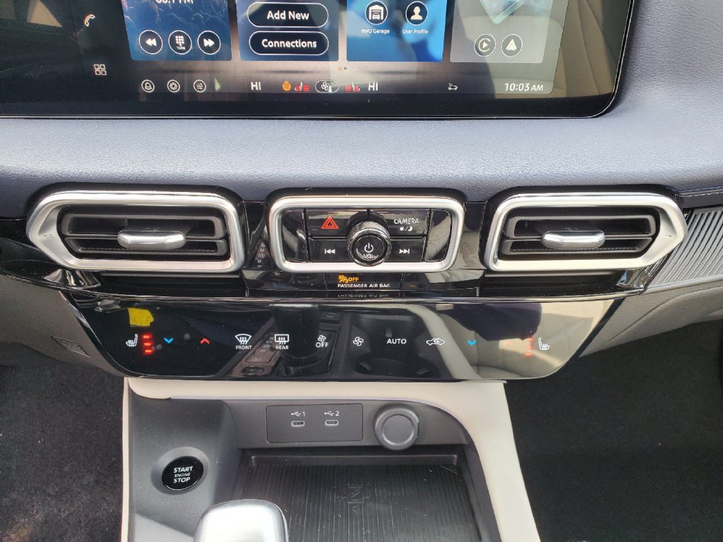 New 2026 Nissan Sentra SL w/ Floor Mat Package FWD image 27
