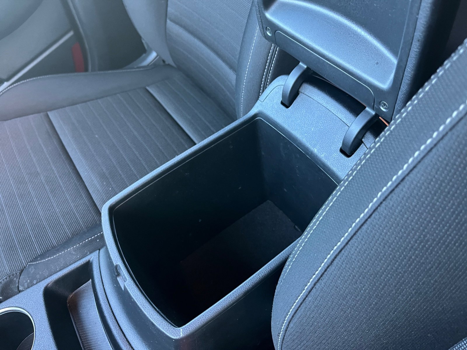 Used 2018 Kia Sportage LX image 15