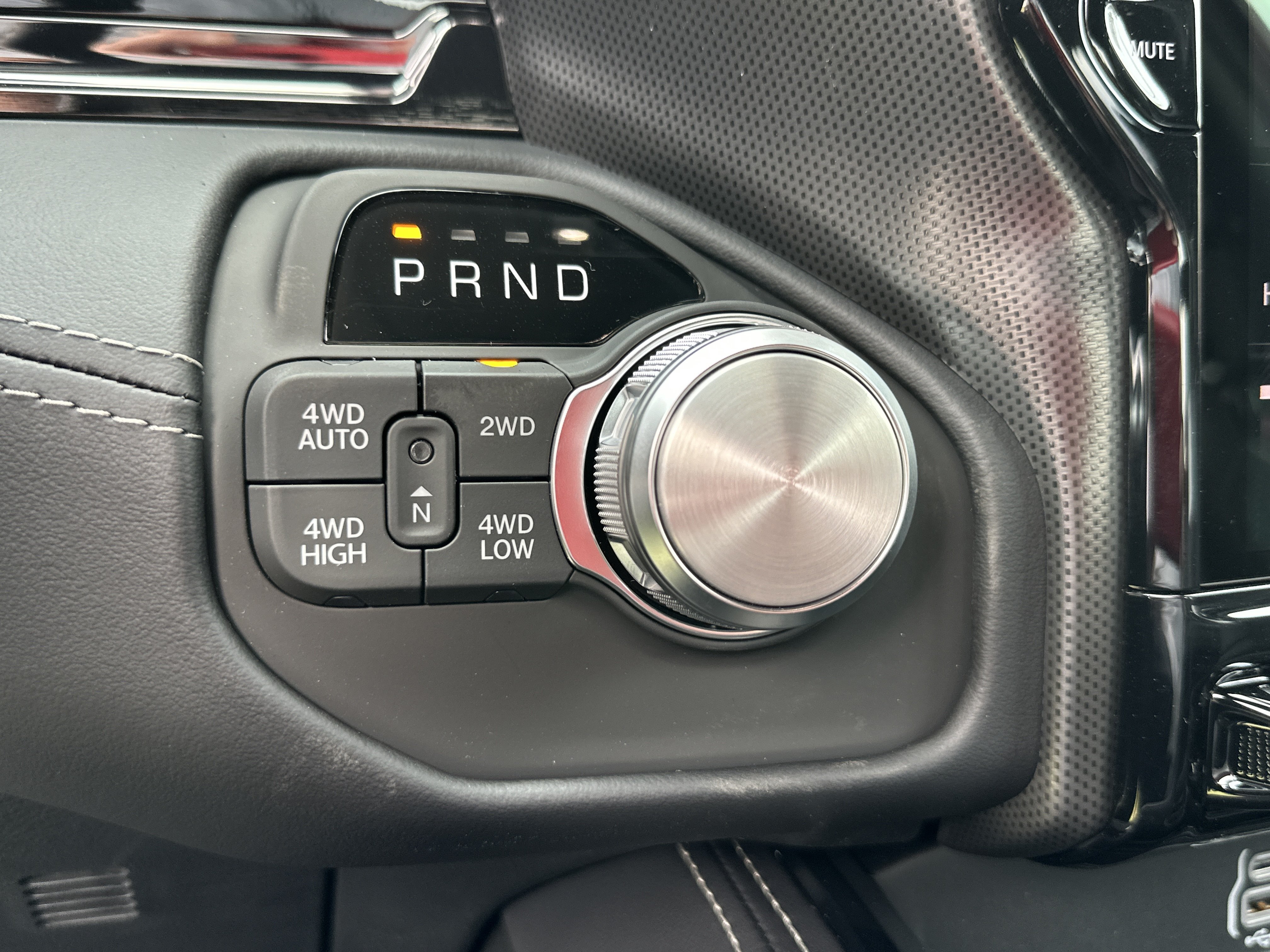 New 2027 RAM 1500 Limited AWD/4WD image 9