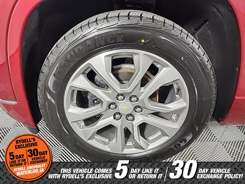 Certified 2021 Chevrolet Traverse Premier w/ LPO, Floor Liner Package image 16