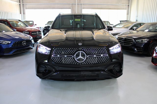 Used 2024 Mercedes-Benz GLE 450 4MATIC w/ AMG Line Exterior image 44