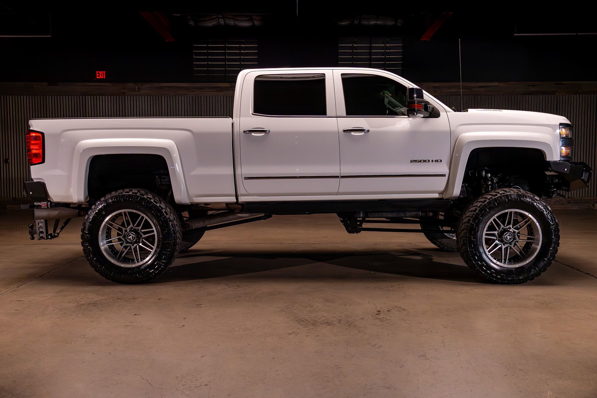 Used 2015 Chevrolet Silverado 2500 LTZ w/ Duramax Plus Package AWD/4WD image 10