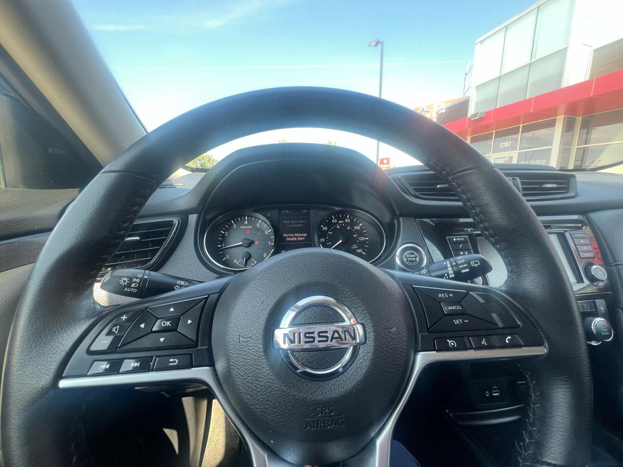Used 2019 Nissan Rogue SV image 14