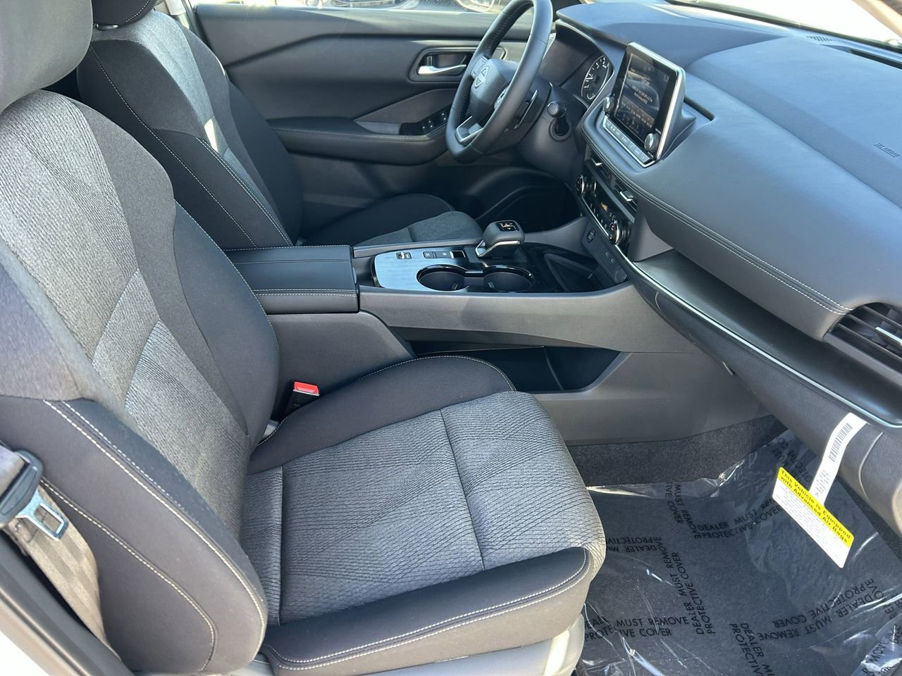 New 2026 Nissan Rogue SV FWD image 18