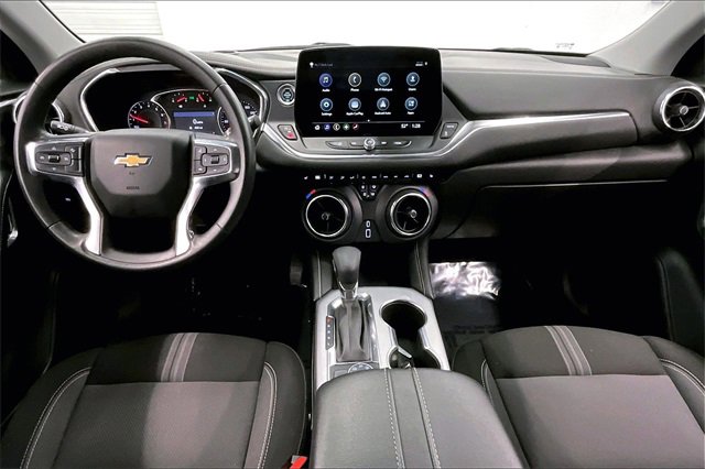 Used 2025 Chevrolet Blazer LT image 14