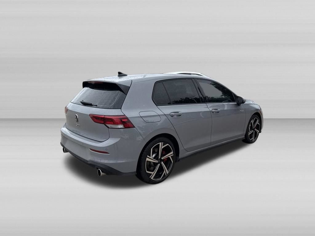Used 2025 Volkswagen GTI SE FWD image 5