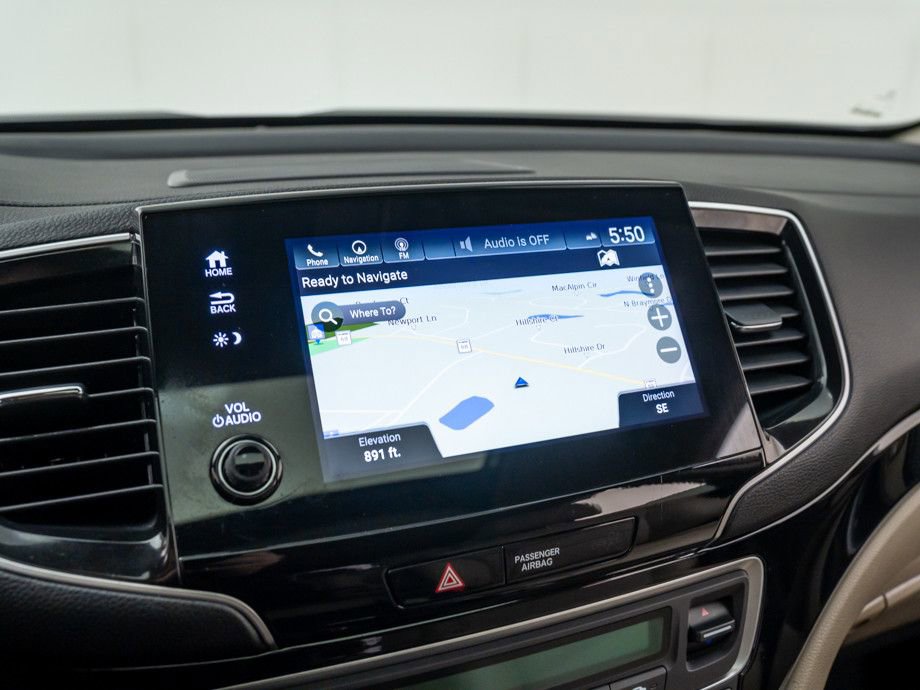 Certified 2021 Honda Pilot Touring image 27