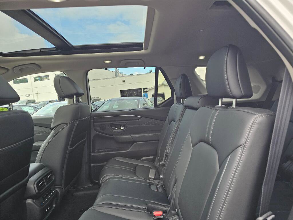 New 2026 Honda Pilot image 19