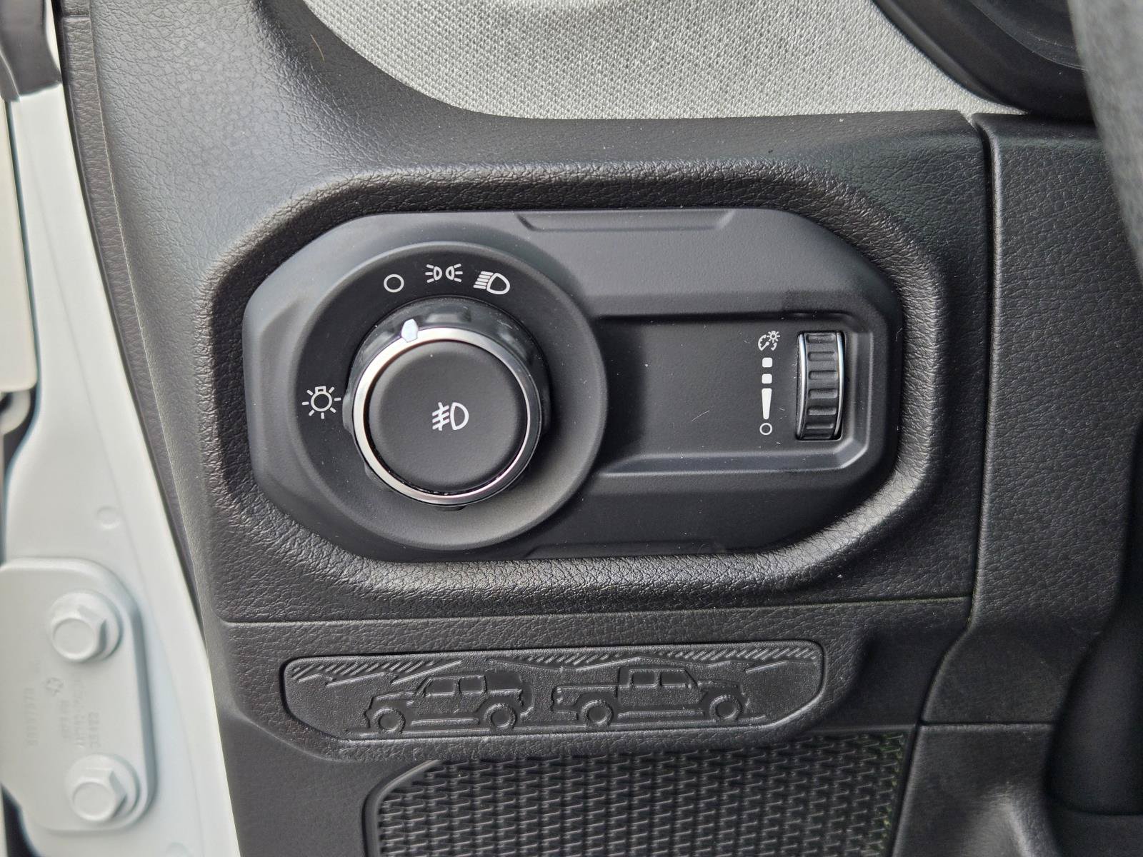 Used 2024 Jeep Wrangler Sport AWD/4WD image 21