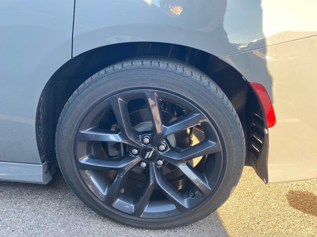 Used 2019 Dodge Charger R/T w/ Plus Group RWD image 13