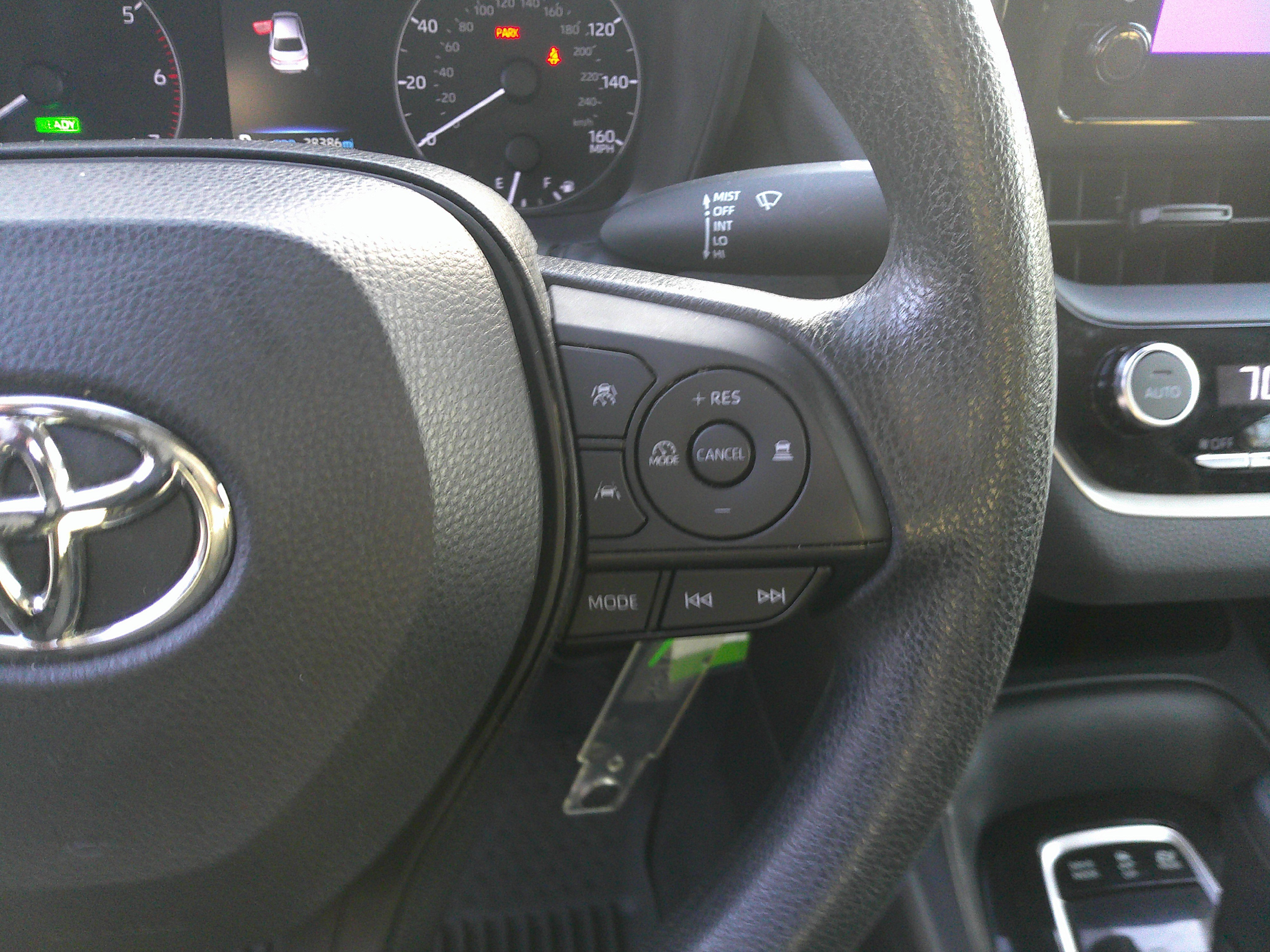 Used 2023 Toyota Corolla LE image 21