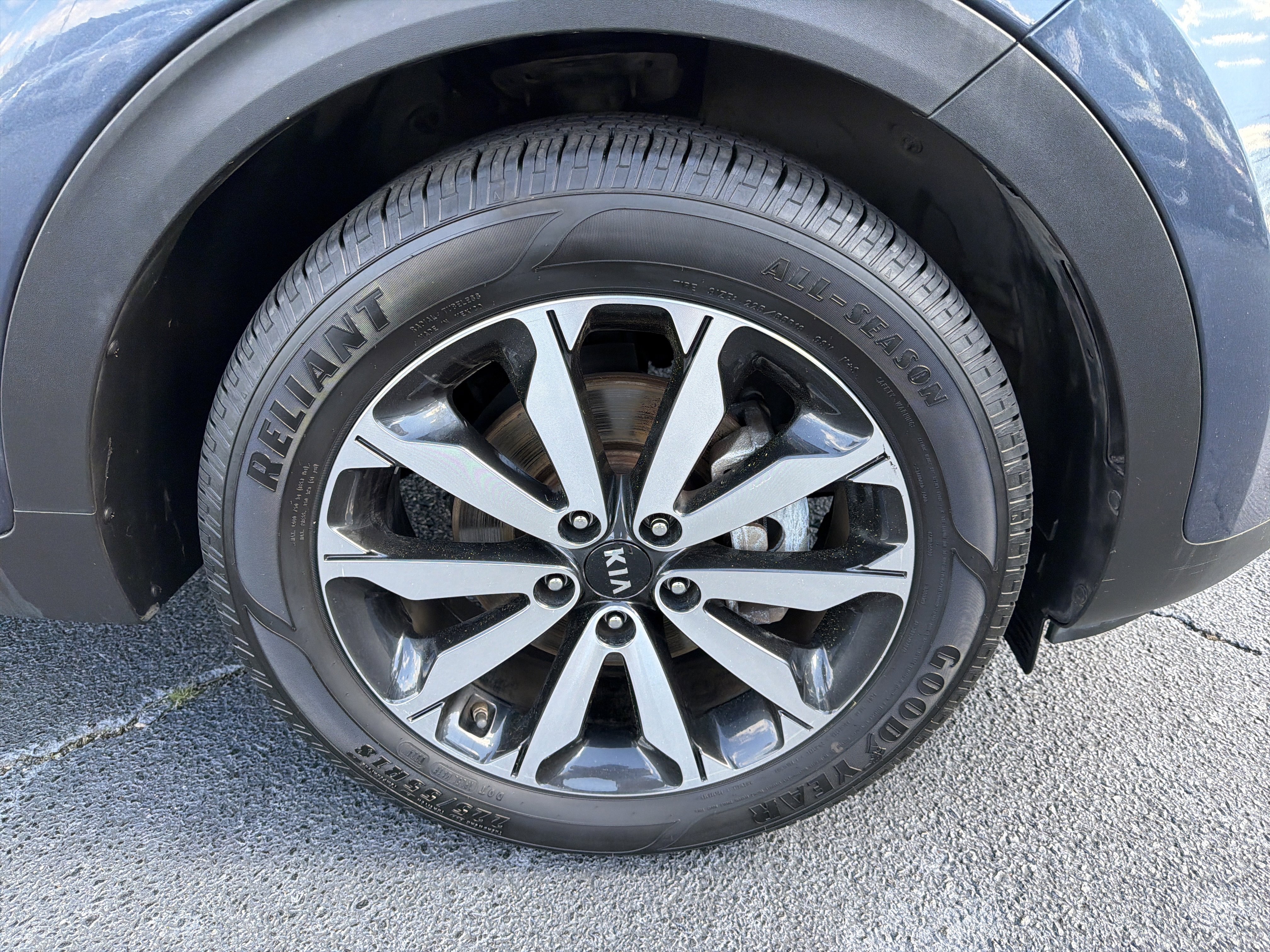 Used 2017 Kia Sportage EX image 12