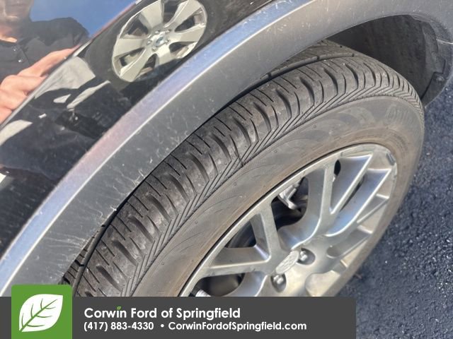 Used 2018 Buick Encore Sport Touring image 12