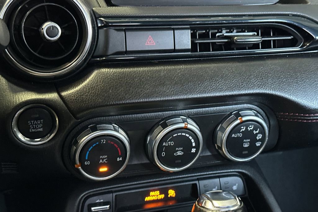 Used 2018 MAZDA MX-5 Miata RF Grand Touring image 17