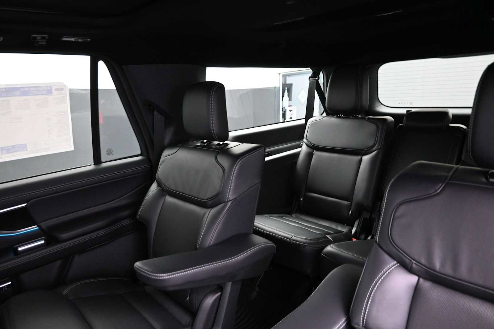 New 2027 Ford Expedition Max Platinum w/ Stealth Performance Package AWD/4WD image 25