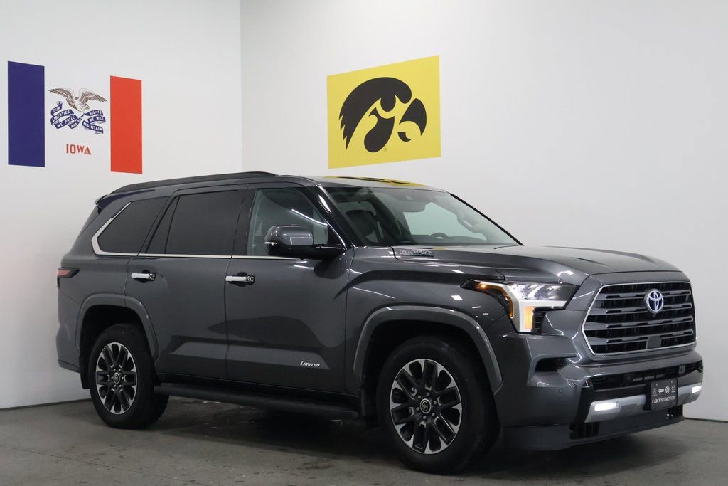 Used 2023 Toyota Sequoia Limited image 1