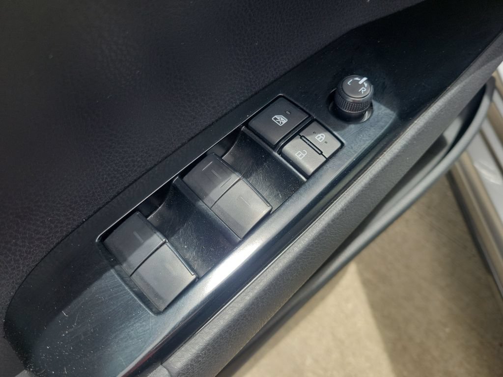 Certified 2025 Toyota Camry SE w/ Convenience Package FWD image 11
